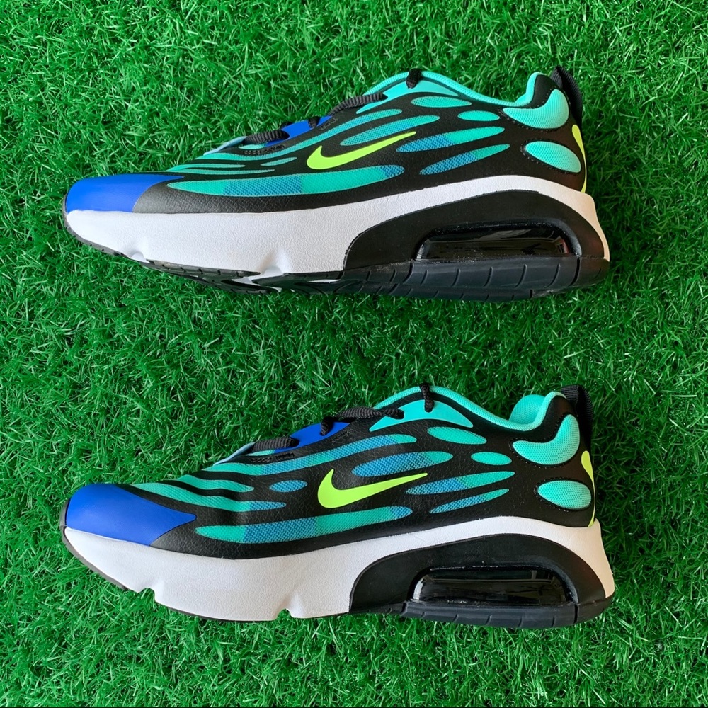 Nike Air Exoscense - Picture 9 of 10